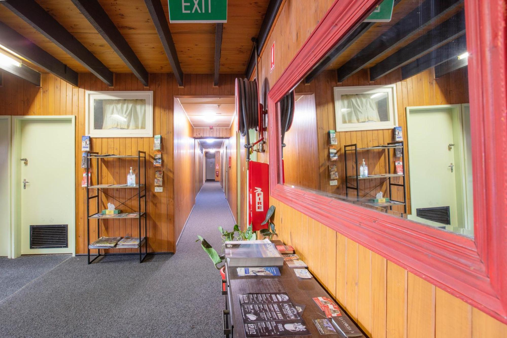 Kookaburra Lodge Jindabyne Esterno foto
